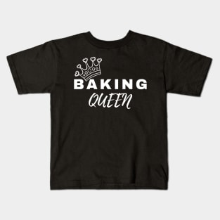 baking queen Kids T-Shirt